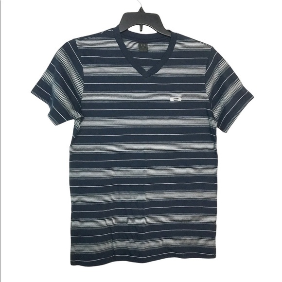 Men' Oakley S Small 34 - 36 V-Neck T-Shirt Top Striped Blue Gray Short Sleeve - Picture 3 of 7